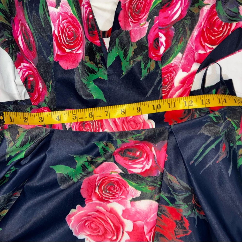 🔥🔥 David's Bridal Navy Floral Dress with Petricoat - Picture 9 of 16
